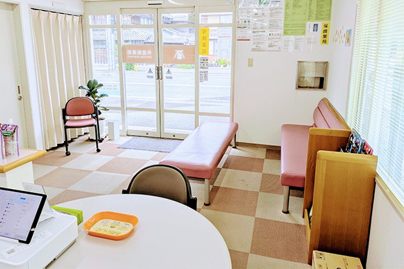 株式会社コミア 外宮前薬局　内観